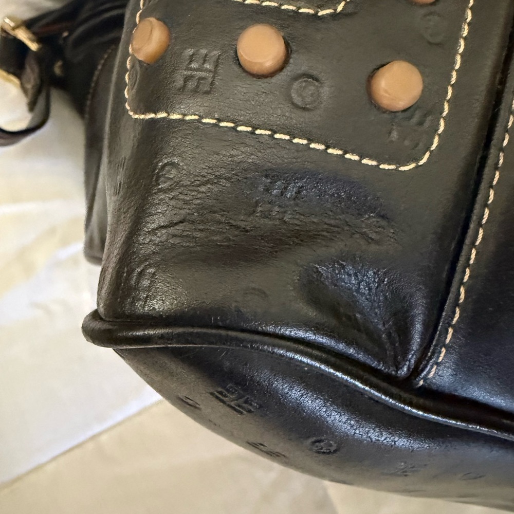 Arcadia Classic Black Leather Shoulder Bag - Picture 9 of 13